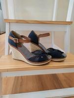 Damen Tommy Hilfiger Keilsandaletten blau Größe 40 Nordrhein-Westfalen - Bergkamen Vorschau