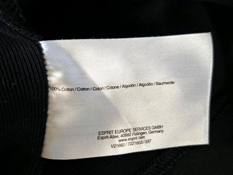 Leichte Shirt Jacke der Marke "Esprit" in schwarz in Bordesholm