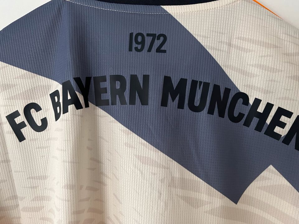 Bayern München Olympia  Sondertrikot Größe Gr. M ✅ in Reutlingen