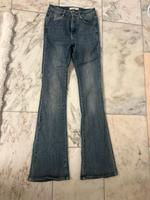 Damen wideleg jeans (36) Nordrhein-Westfalen - Ratingen Vorschau