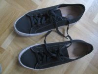 Clarks Hidi Holly Schür- Schuhe in Schwarz, Größe 6 / 39,5 Neu Nordrhein-Westfalen - Mülheim (Ruhr) Vorschau