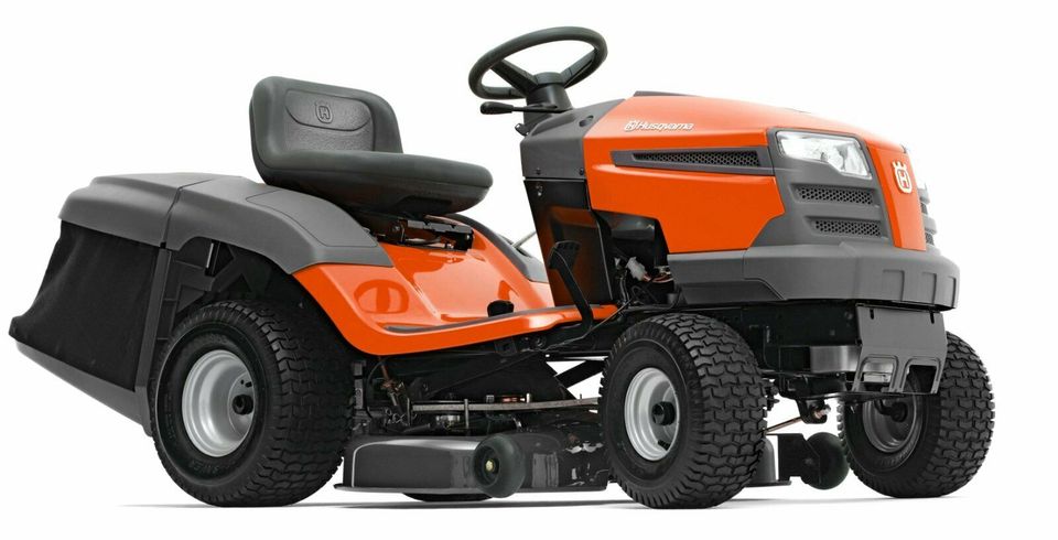 Husqvarna Rasentraktor Aufsitzmäher Rasenmäher TC138 * NEU * in Düren