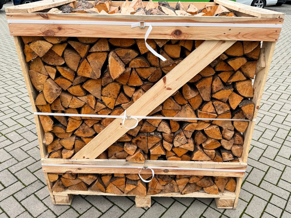 Kamin Brennholz 1 RM in Langenhagen