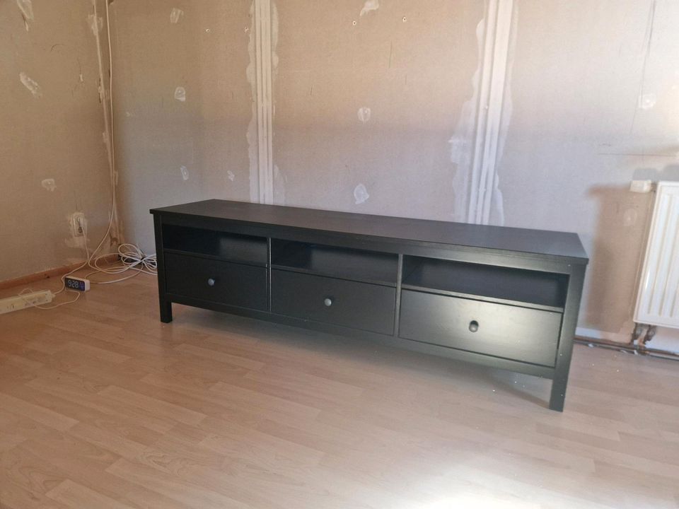 Ikea Hemnes TV Lowboard Holz in Reichenbach (Vogtland)