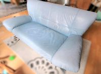 Leder Designer 2-Sitzer Sofa taubenblau hellblau Hessen - Münster Vorschau