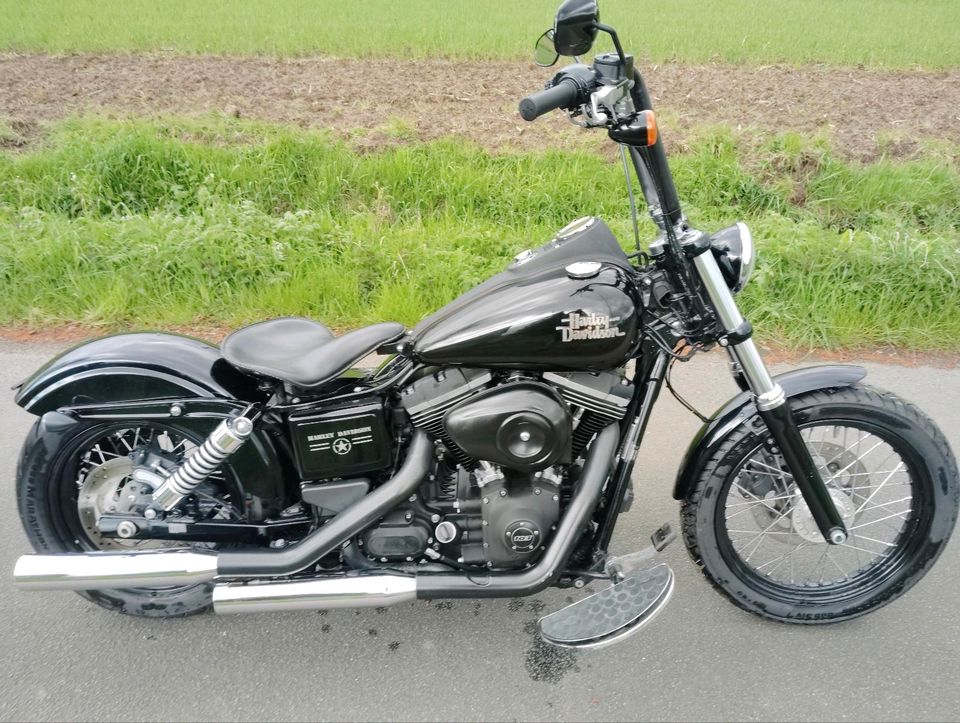 Harley Davidson Streetbob 5HD All Black in Quakenbrück
