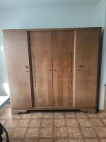 Alter Kleiderschrank und Sideboard mit Spiegel Hessen - Rodgau Vorschau