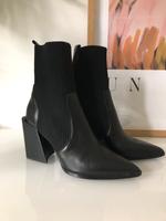 Stiefeletten Steve Madden Gr. 39 Neuhausen-Nymphenburg - Neuhausen Vorschau