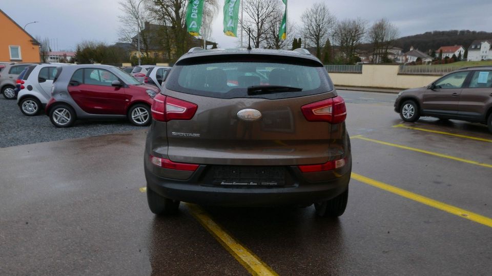 Kia Sportage 2.0CVVT Vision / AUTOM./SHZ/Kamera in Gunzenhausen