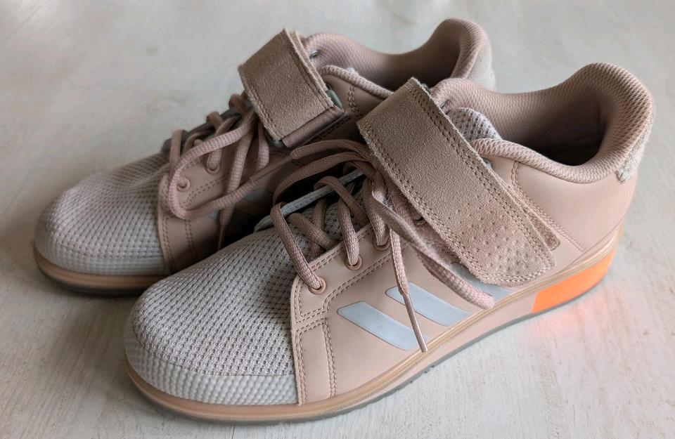 Adidas Damen Gewichtheberschuhe Gr. 41 1/3 wenig getragen in Neunkirchen-Seelscheid