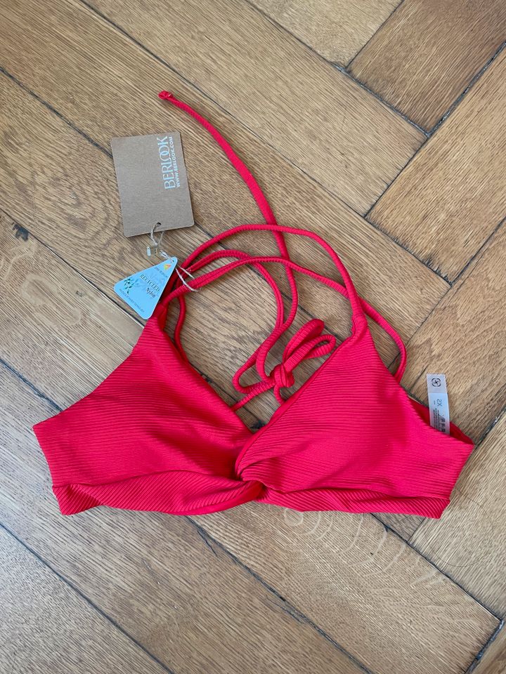 Berlook Roter Bikini Bikinioberteil Badeanzug NEU Etikett in Stuttgart