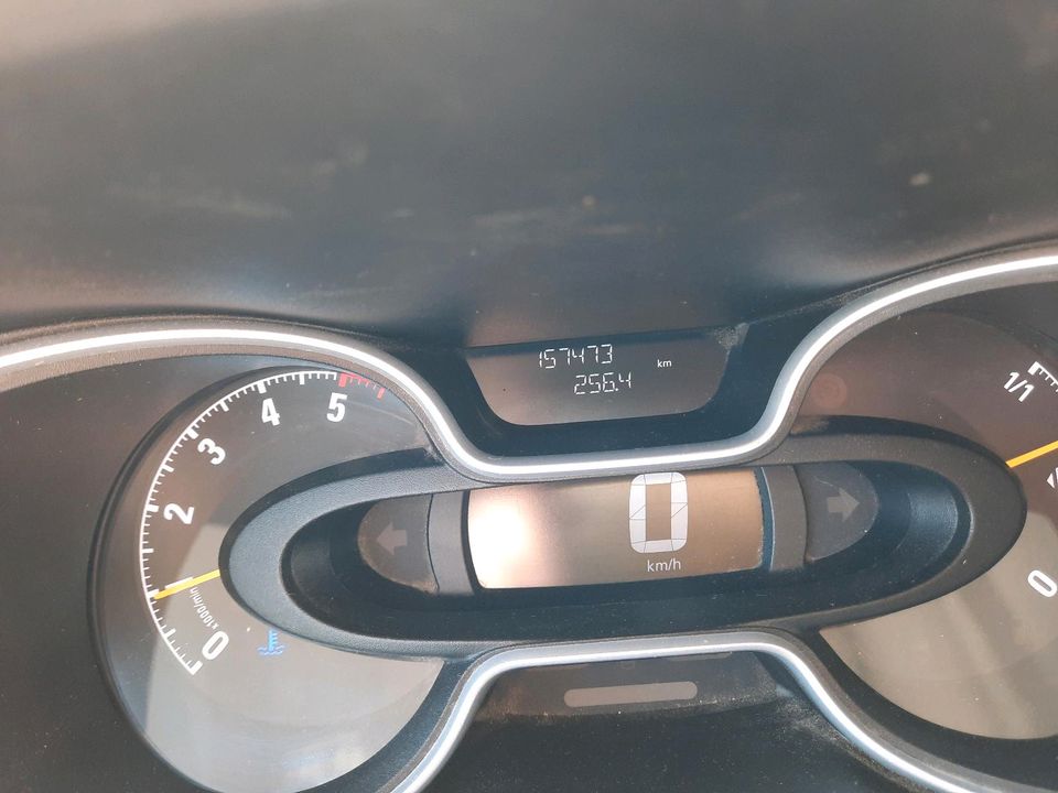 Opel Vivaro B l1h1 9 Sitzer Klima Navi Boutooth Anhängkupplung in Adlkofen