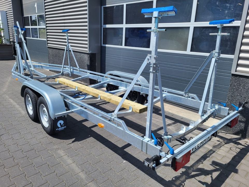 Bootsanhänger Segelbootanhänger Trailer VLEMMIX 3000 KG 7,0 m NEU in Bergheim