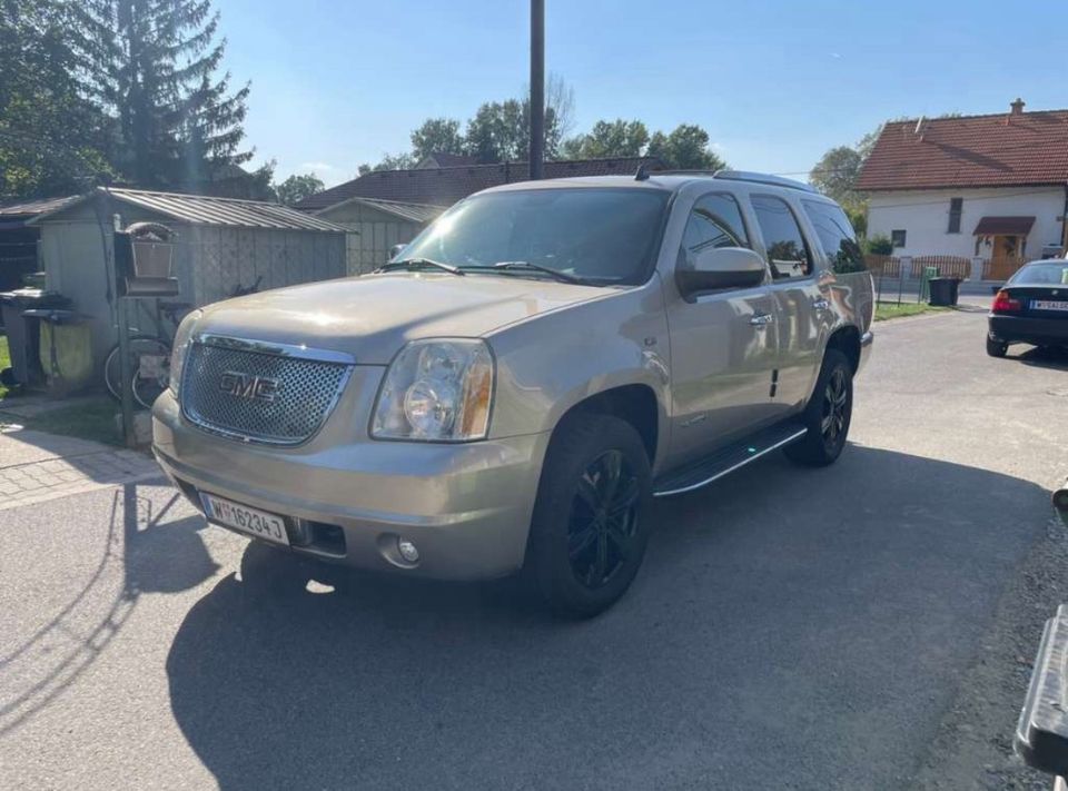 Gmc Yukon Denali in München