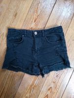 Tolle Jeansshorts von Zara Gr. 164 Sachsen - Limbach-Oberfrohna Vorschau