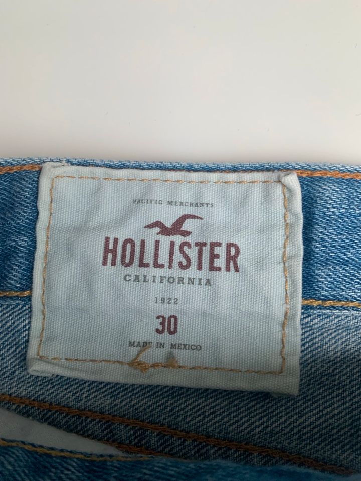 HOLLISTER - Shorts Jeans Herren (Größe: 30/32) (2x Stück) (Neu) in Ainring