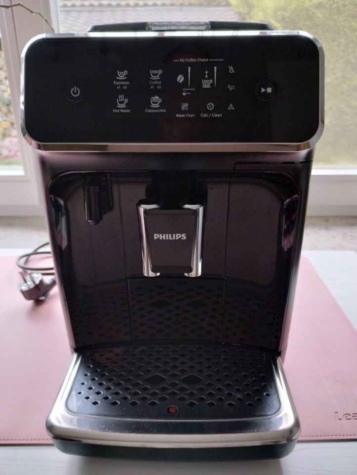 Philips Kaffeevollautomat 2200 Series in Langenargen