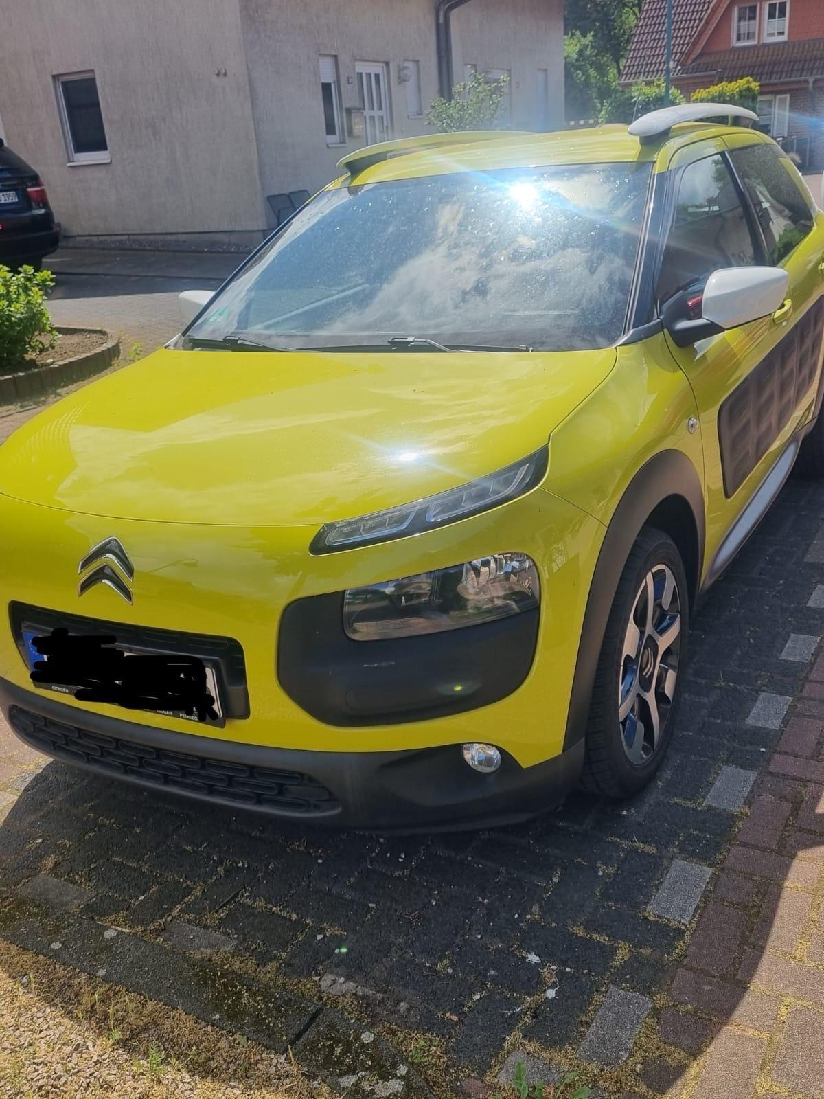 Abbildung des Autos Citroen C4 Cactus 1.2 VT…
