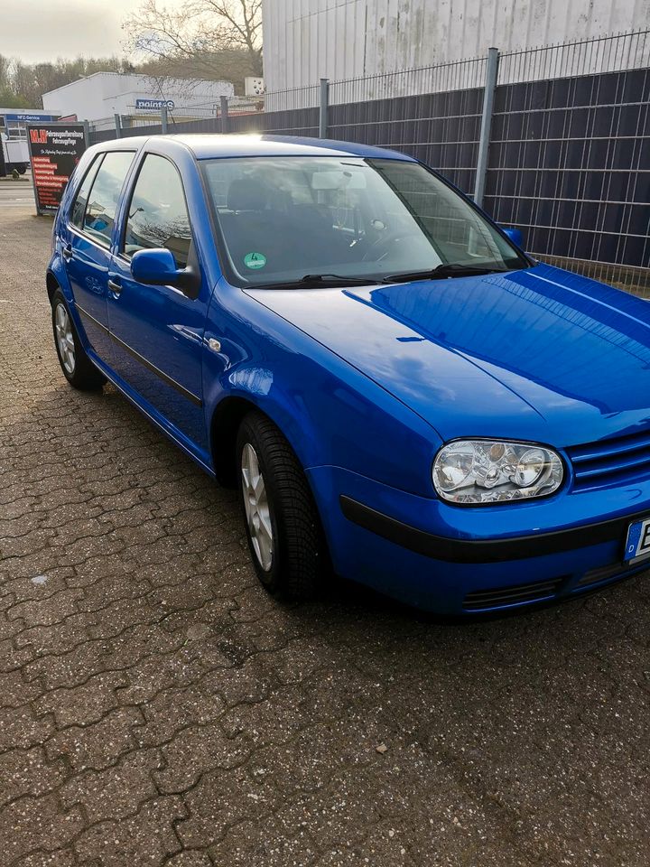 VW Golf 2002 1.4 in Essen