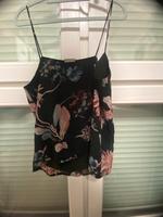 Vero Moda Sommer-Top mit Blumenmuster – Gr. M Niedersachsen - Norden Vorschau