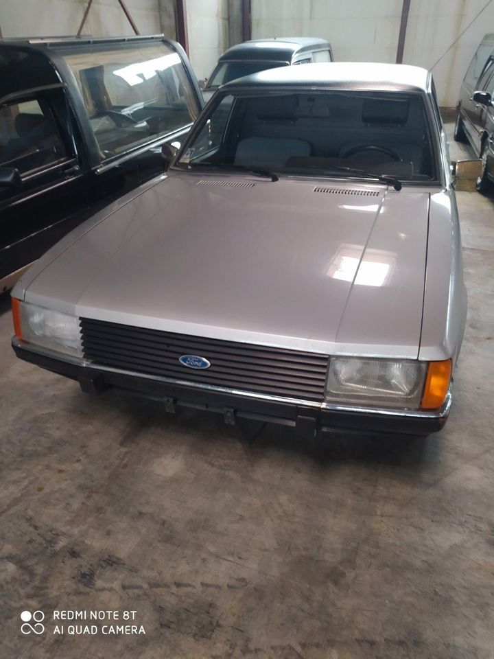 Ford Granada 1,7 ltr. Leichen-/Bestattungswagen - erst 039.000 km in Neuenrade