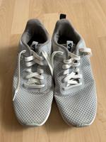 Fila Sneaker Turnschuhe Gr. 39 Berlin - Köpenick Vorschau