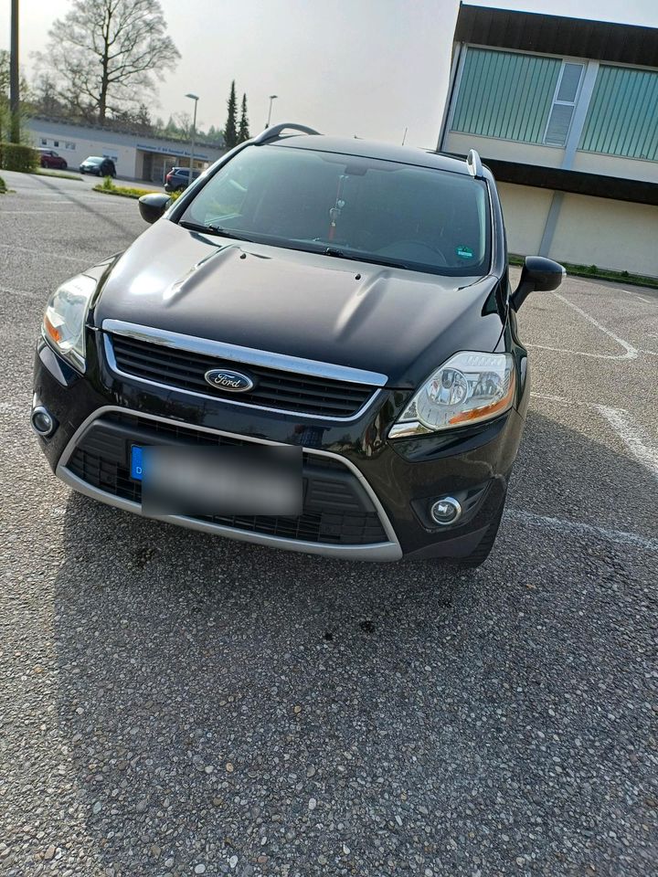 Ford Kuga SUV - 2.0 TDCi 2x4 Champions Edition schwarz in Burghausen