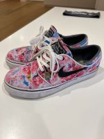 NIKE Stefan Janoski floral 36,5 neuwertig Bayern - Zorneding Vorschau