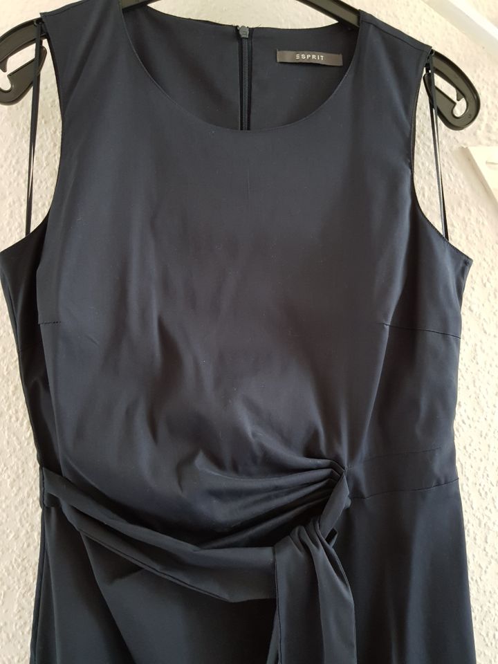 Kleid Cocktailkleid Etuikleid Esprit dunkelblau Gr. 36 in Bückeburg