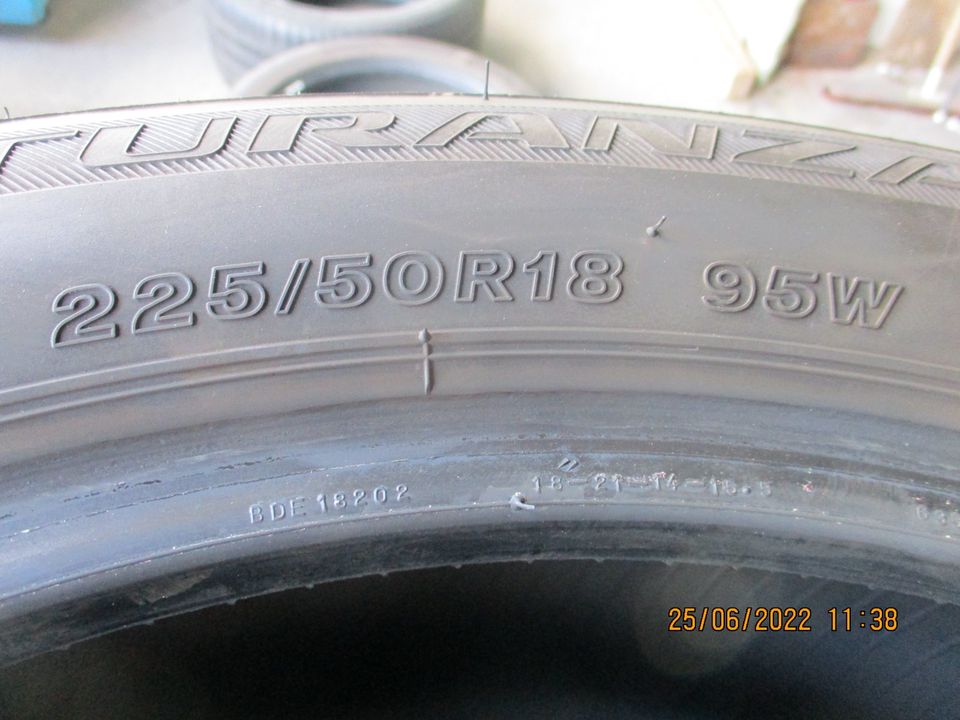 2 x 225 50 R18 95W Bridgestone Turanza T001 * RFT! (Lager H802) in München