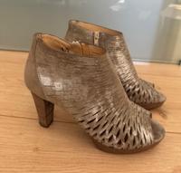 Metallfarbene Stiefeletten Sandaletten Gr. 39 von Paul Green Rheinland-Pfalz - Neuwied Vorschau