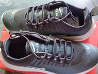 Nike Air Max Axix Sneaker Gr. 38 - 24 cm schwarz weiß unisex NEU Baden-Württemberg - Sindelfingen Vorschau
