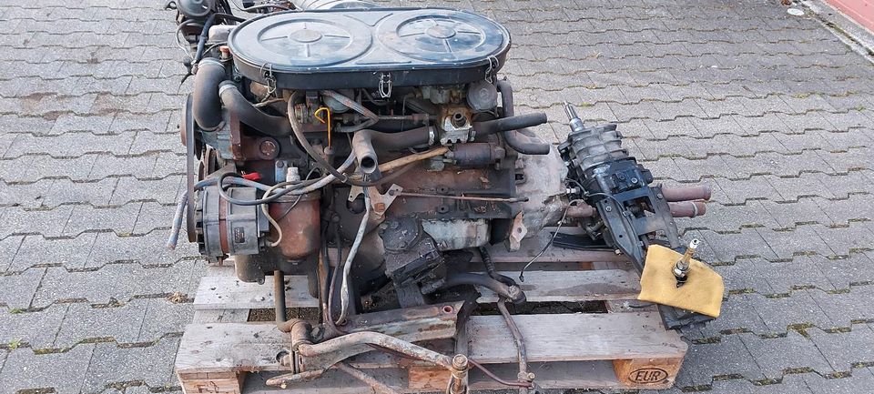 BMW E12 525 Motor und Getriebe in Stuttgart