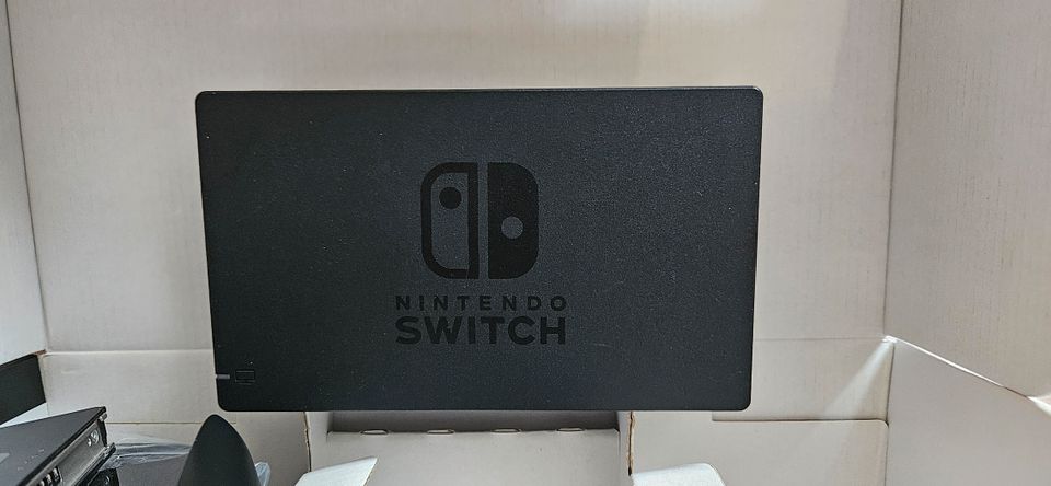 Nintendo Switch OVP (Joycon Sticks und Bildschirm NEU) GARANTIE in Siegen