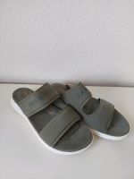 Tamaris Fashletics Schuhe Sandale Pantolette olivgrün Gr. 41 Sachsen - Plauen Vorschau
