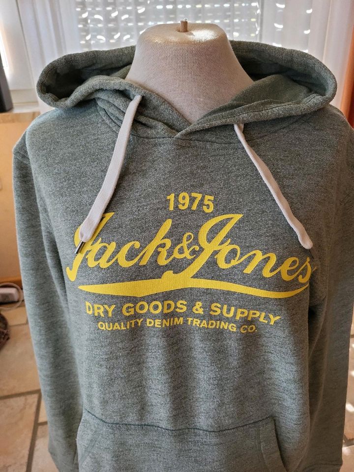 Jack&Jones Pulli NEU Größe S in Wildeck