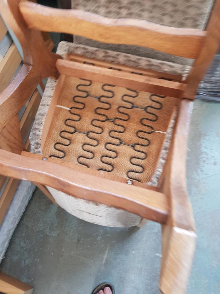 Rustikaler Tisch + 6 Stühle in Detmold