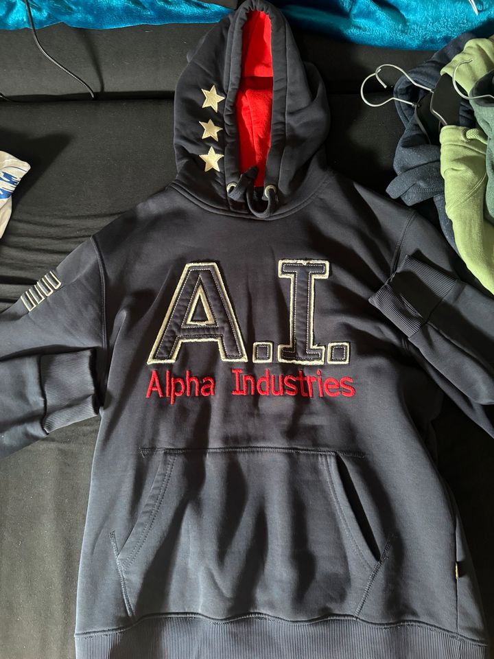 Alpha Industries Kapuzenpulli in Mannheim