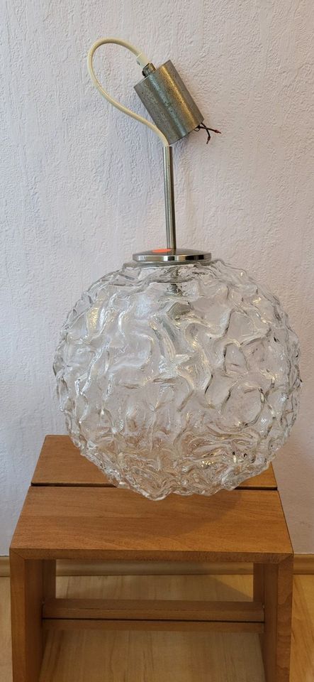 Vintage Kugel Deckenlampe Eisglas Hängelampe 70er Space Age in Bad Salzuflen