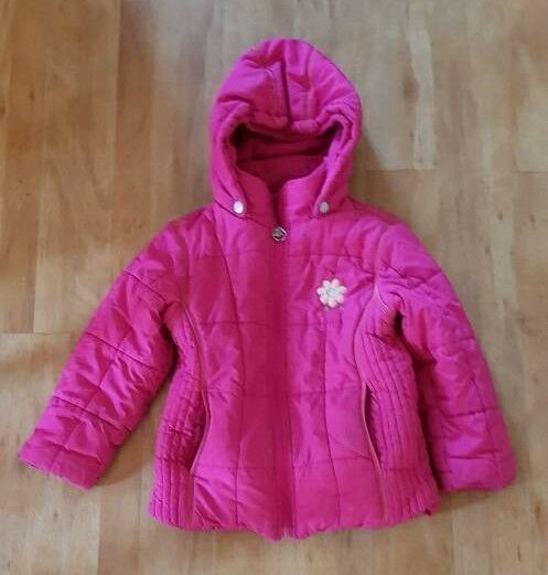 Winter/ Herbst Jacke Gr. 104 / 110 von Staccato in Husum