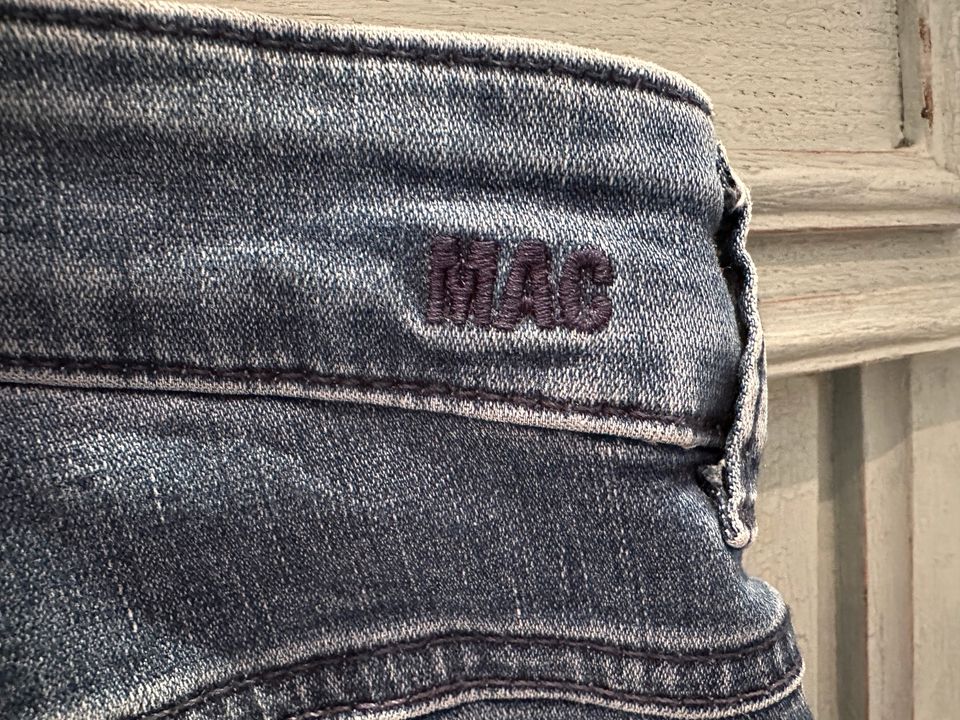 MAC Capri Summer Clean Jeans 38/19 Neuwertig! in Dresden