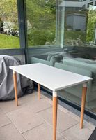 Ikea Tisch weiß mit Holzbeinen Stuttgart - Stuttgart-Süd Vorschau