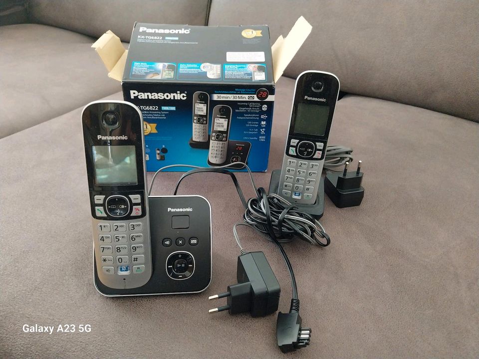 2 x Telefone Panasonic  KX-TG6822 TWIN Digital schnurlos+Anrufbea in Wiesbaden