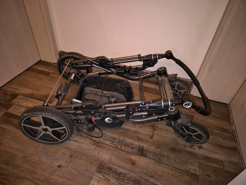 Kinderwagen, Buggy, Wickeltasche von Hartan in Wilkau-Haßlau