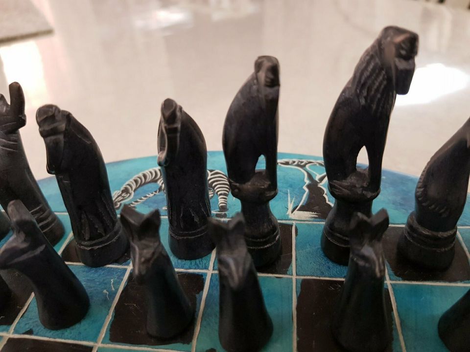 NEU RundSchachspiel Schachbrett aus Speckstein blau-schwarz Kenia in Bielefeld