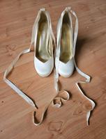 Highheels Ivory Baden-Württemberg - Mannheim Vorschau