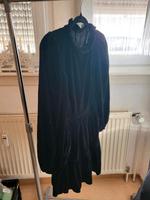 Schwarzes Kleid mit weiten Ärmeln und Taschen/ Versand möglich Hessen - Wetzlar Vorschau