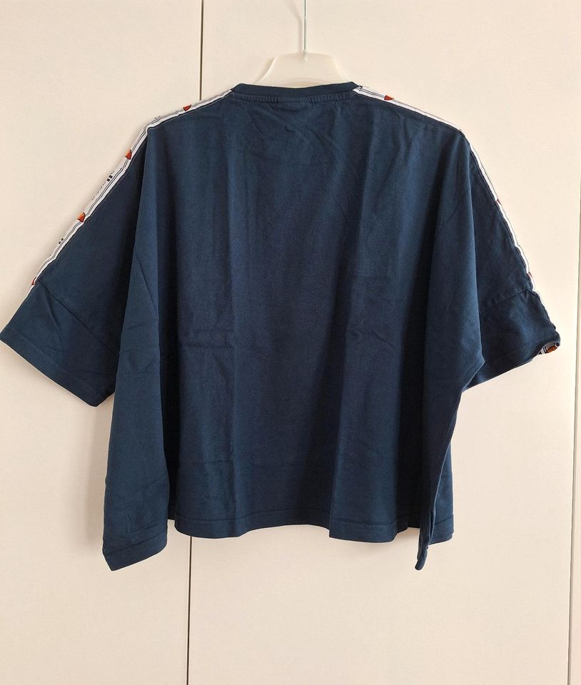 Ellesse Tshirt Blau Logo-Patches in Gr. 38 in Recklinghausen