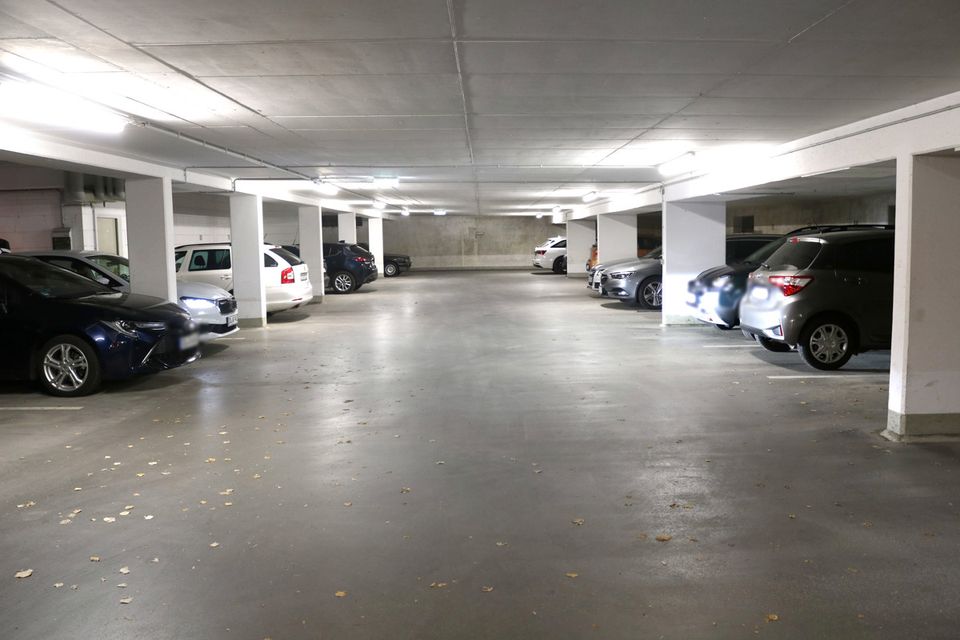 Drei Tiefgaragenstellplätze in Dresden zu erwerben - Investieren Sie in Sachwerte in Dresden