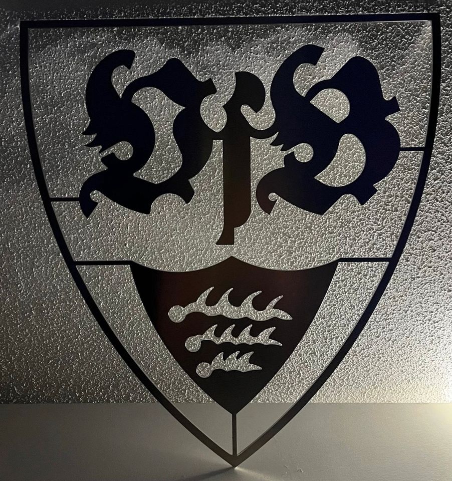 VFB Wappen aus gebürstetem Edelstahl in Reutlingen